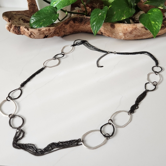 Vclm Jewelry - Vintage VCLM Black and Silver Oval Necklace
